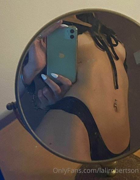 lalirobertson 独占ポルノスター 写真