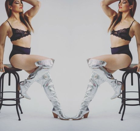 Raquel Rodriguez 美しいスター ギャラリー