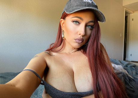 daniellelancaster ヌードスター 写真