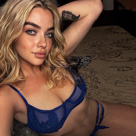 Serena Stone トップモデル 画像