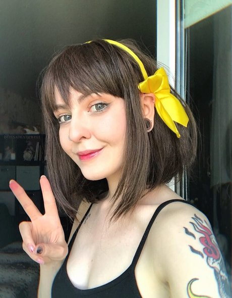 itsadeathwish ポルノスター ホット 写真