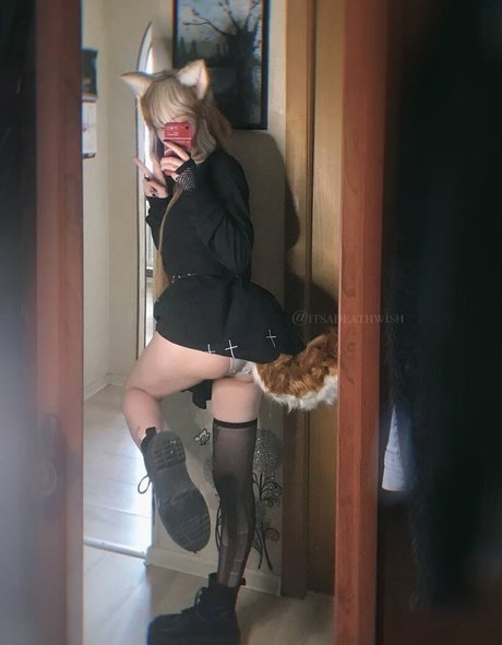 itsadeathwish 無料モデル 写真