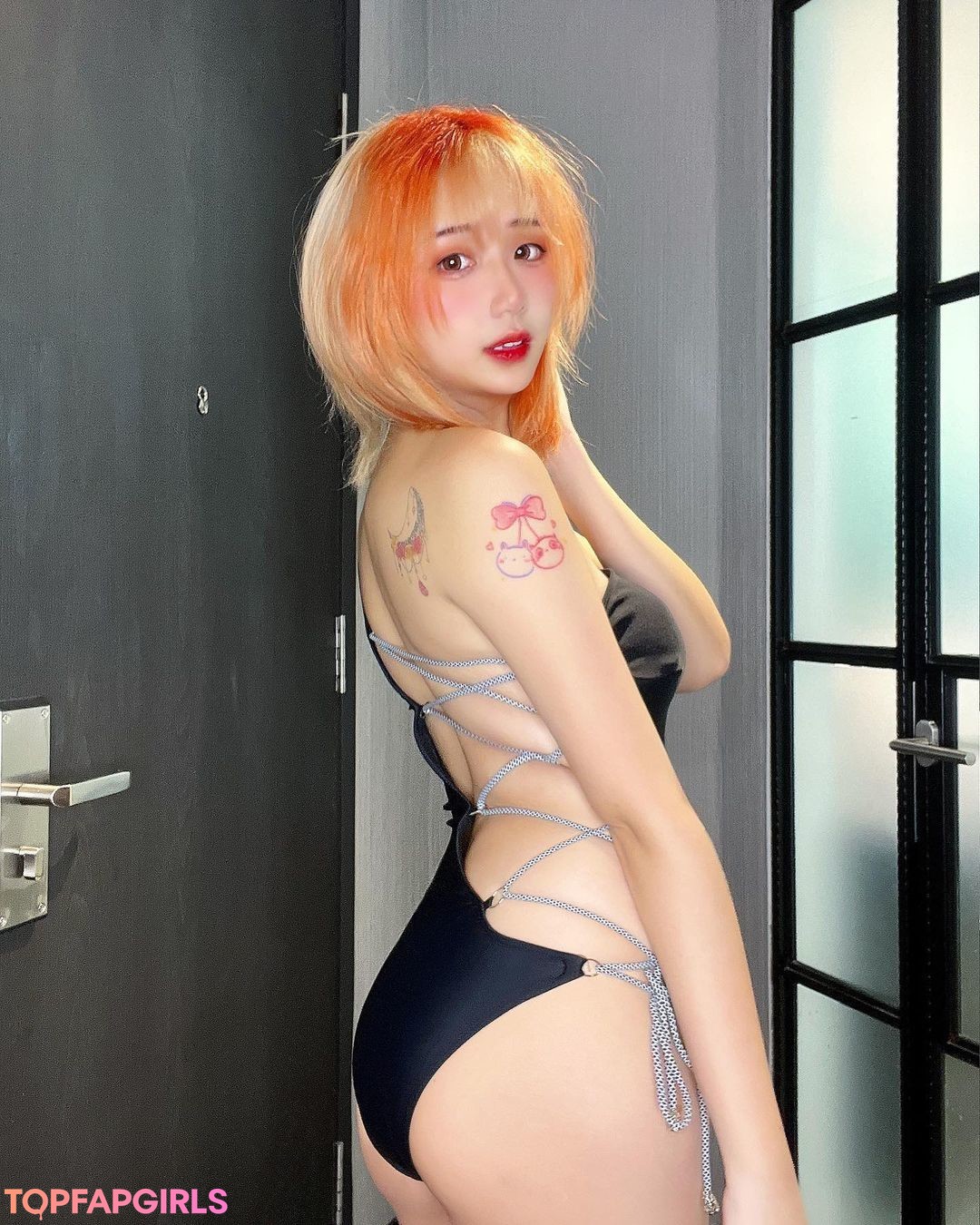 Akaei Ray ホットスター ギャラリー