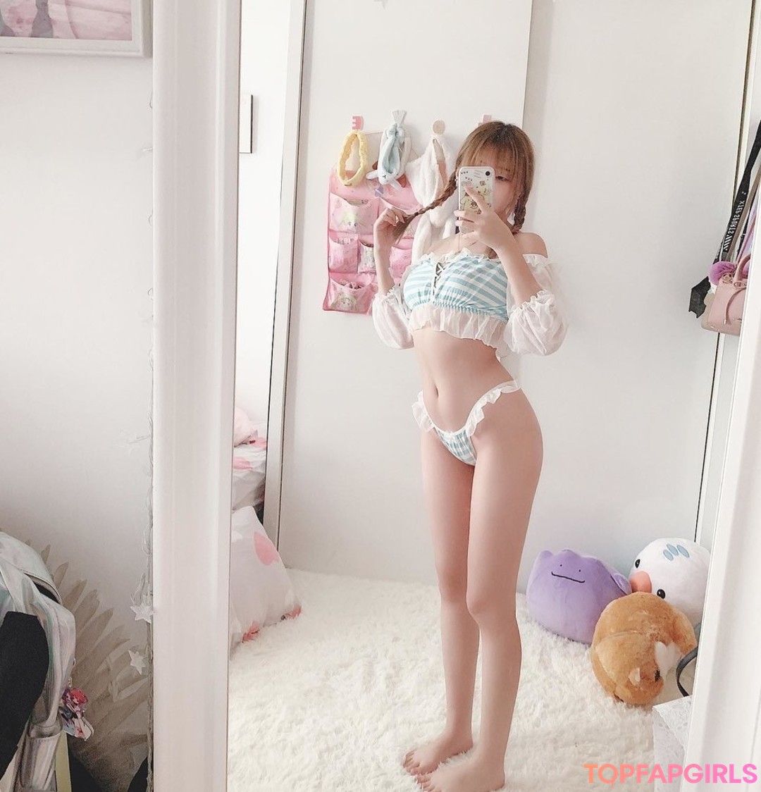 毛深い茂みオンリーファンズ ヌード アーカイブ