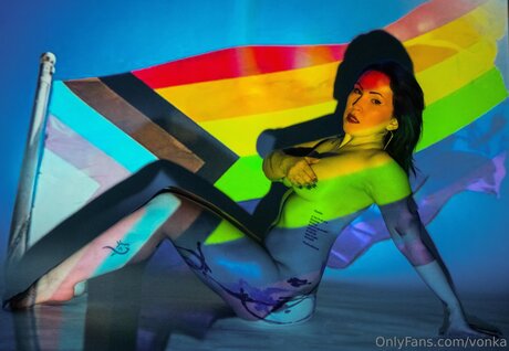 18歳のオンリーファンズ アートxxx 画像