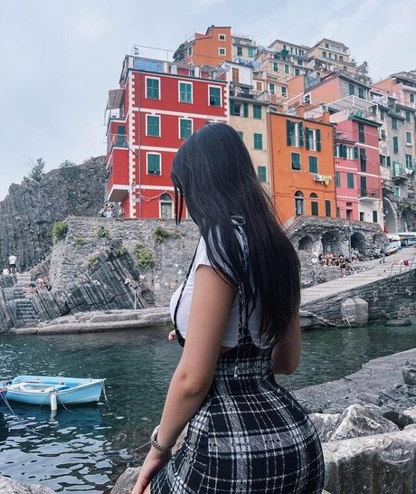 ネイティブオンリーファンズ ポルノ ギャラリー