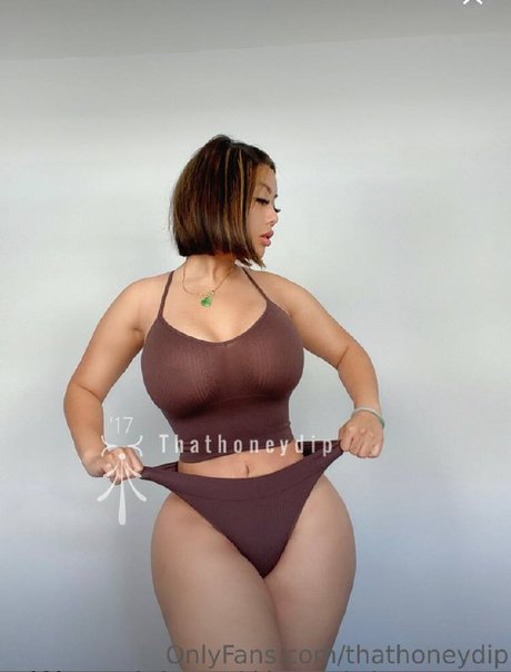 小さいペニスのオンリーファンズ 美しい 写真