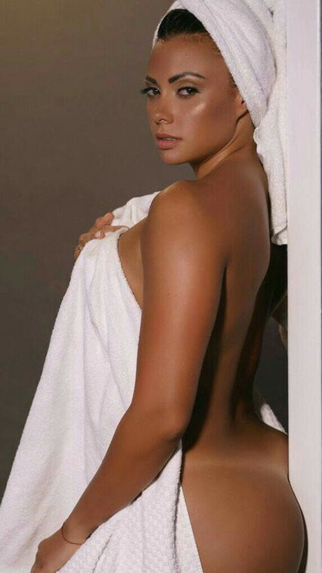 Maria Villalba 高品質モデル 画像