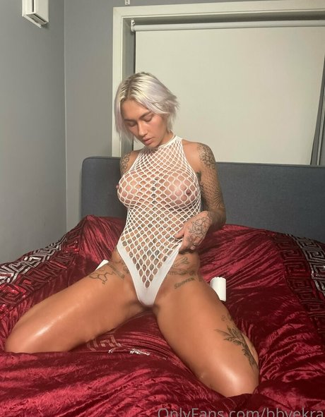 bbyekra セクシーモデル 写真