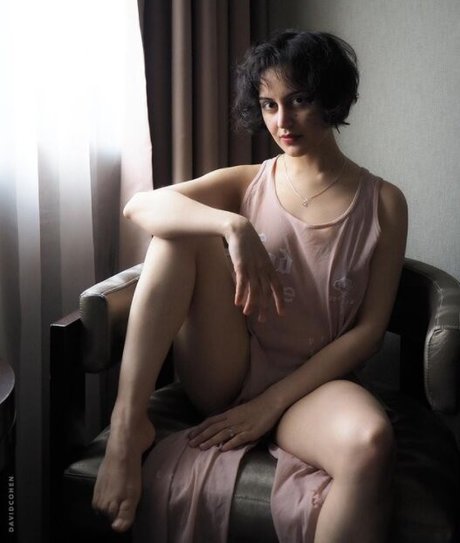 Yasmeena ポルノモデル 写真
