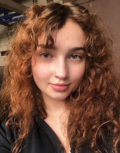 Scarlett Somebody xxx女優 写真