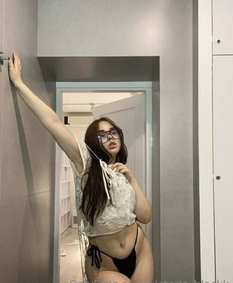 victoria blackk ヌードモデル 画像