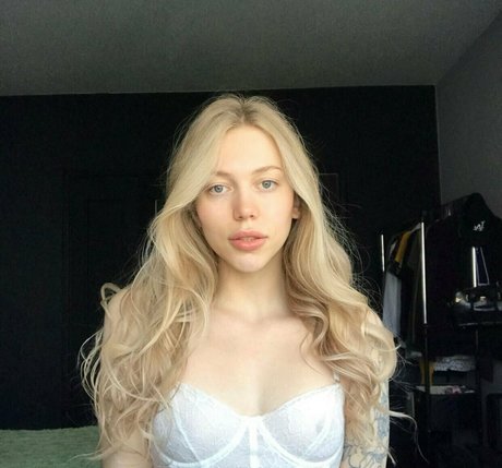 yammy bunny 完璧なスター 写真