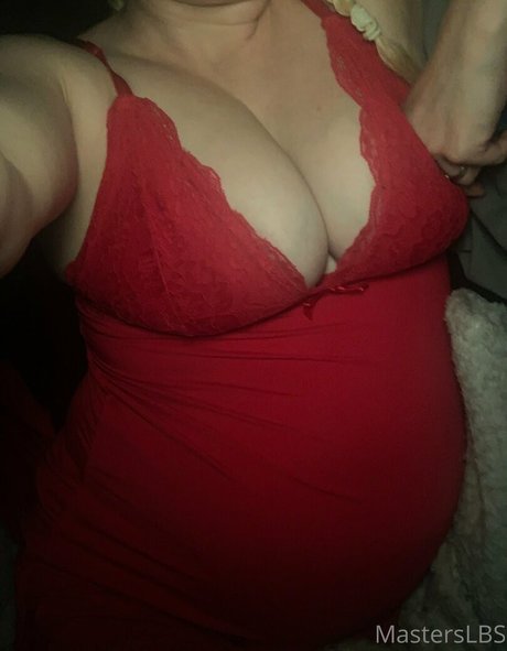 巨乳ゴスオンリーファンズ ポルノグラフィック 写真