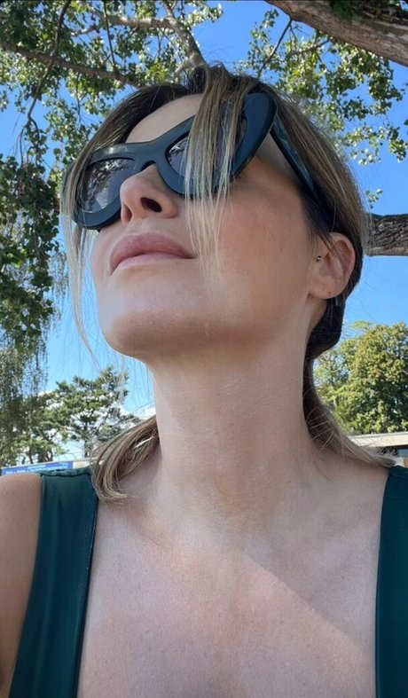 Victoria Koblenko ヌードモデル 画像