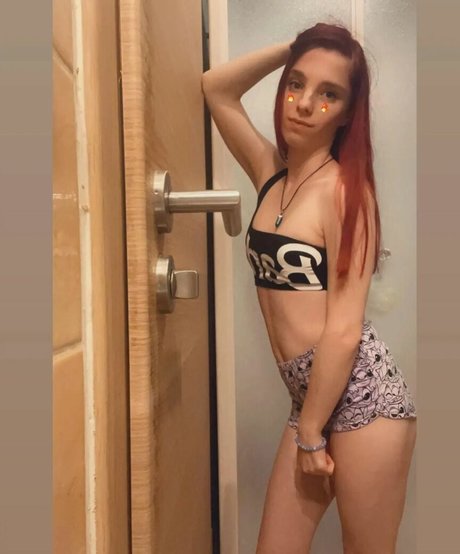 Oceane Licorne ホットなスター 写真