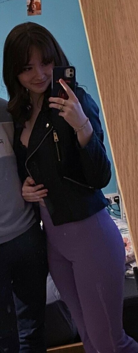 Laura Anne トップポルノスター 写真