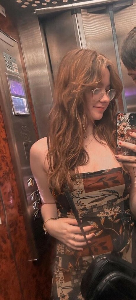 Laura Anne アダルトスター 写真