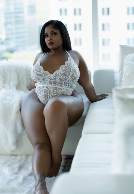 TrueBeauty334 高品質のポルノスター 写真