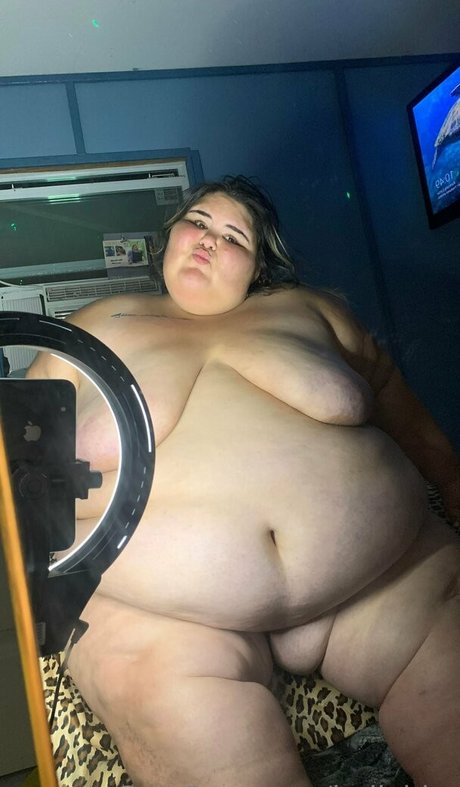 アジア人ニューハーフオンリーファンズ エロチック 写真