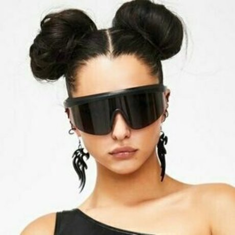 unigirlfeet アダルトモデル 写真