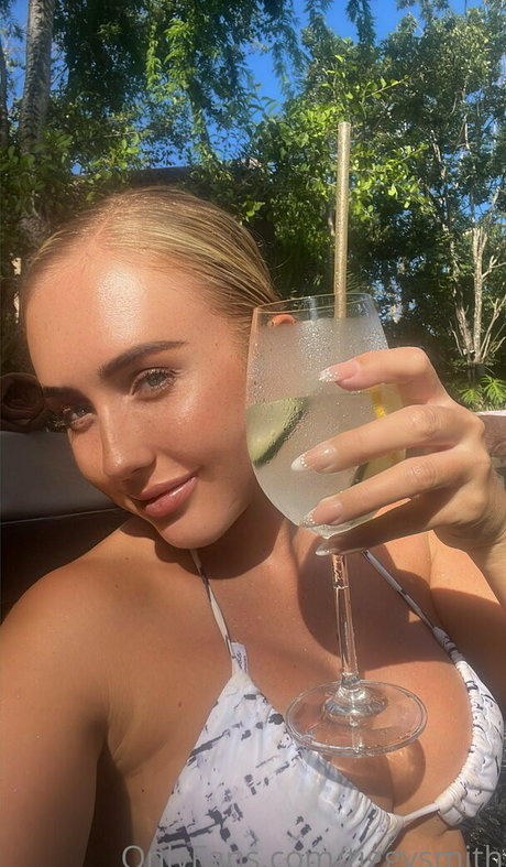 tiggysmith スター 裸 ギャラリー