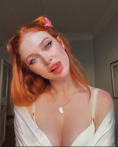 Angelina Michelle HDモデル 写真