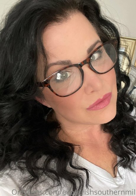 アラブの筋肉オンリーファンズ 美しい裸 写真