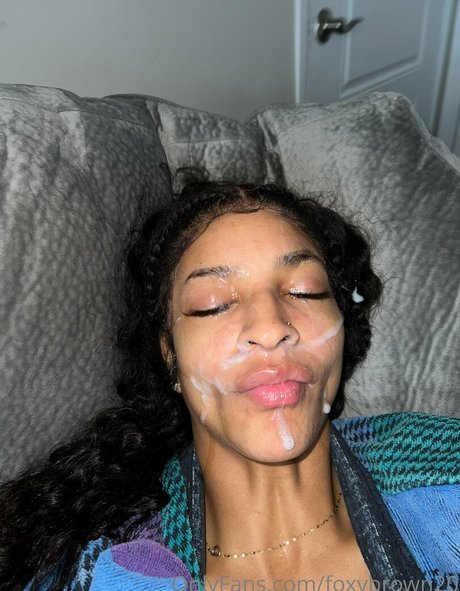 黒檀のお尻オンリーファンズ ホットポルノ 写真