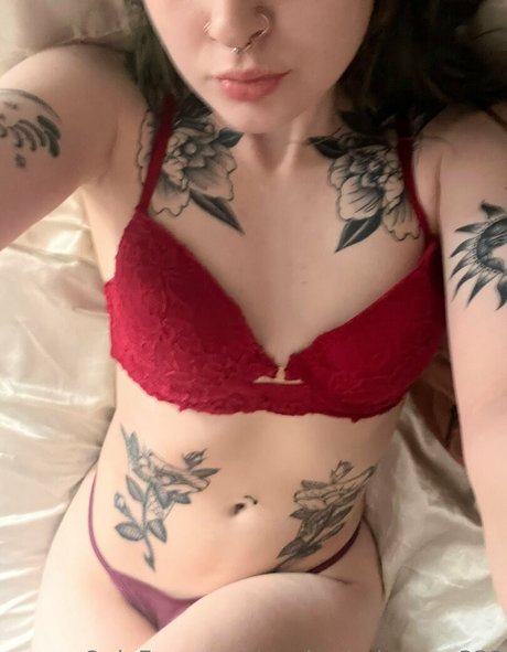 熟女オナニーオンリーファンズ 無料セックス 画像