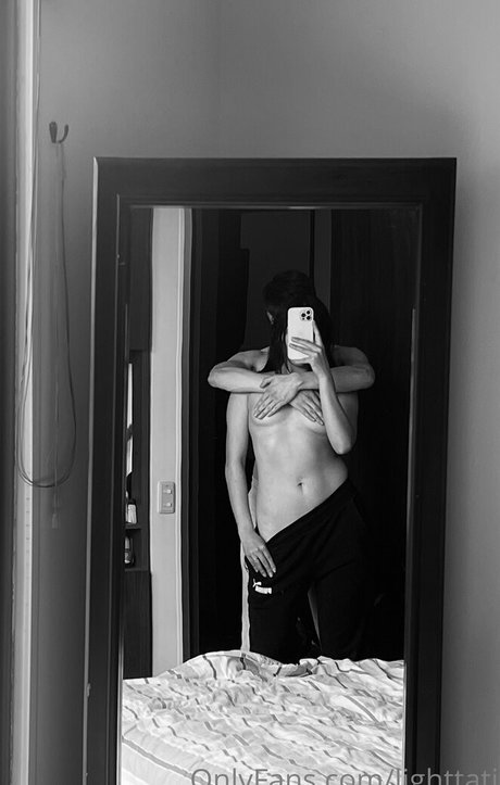 毛深い足のオンリーファンズ 可愛い 画像