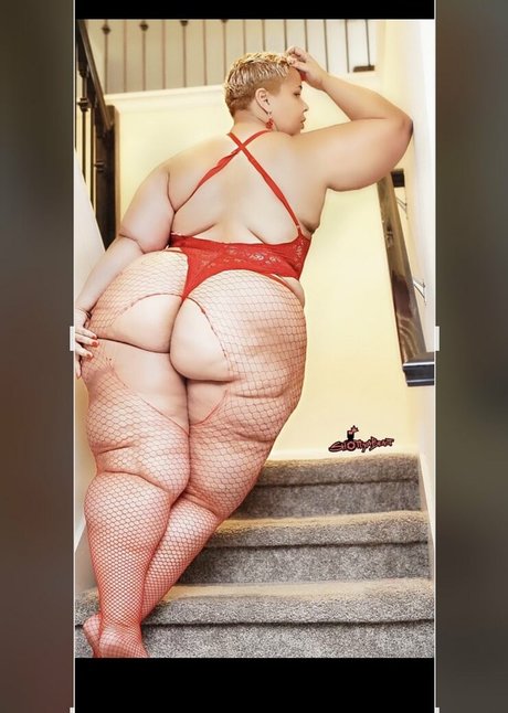RedThunderThighz ポルノスター エロティック 写真