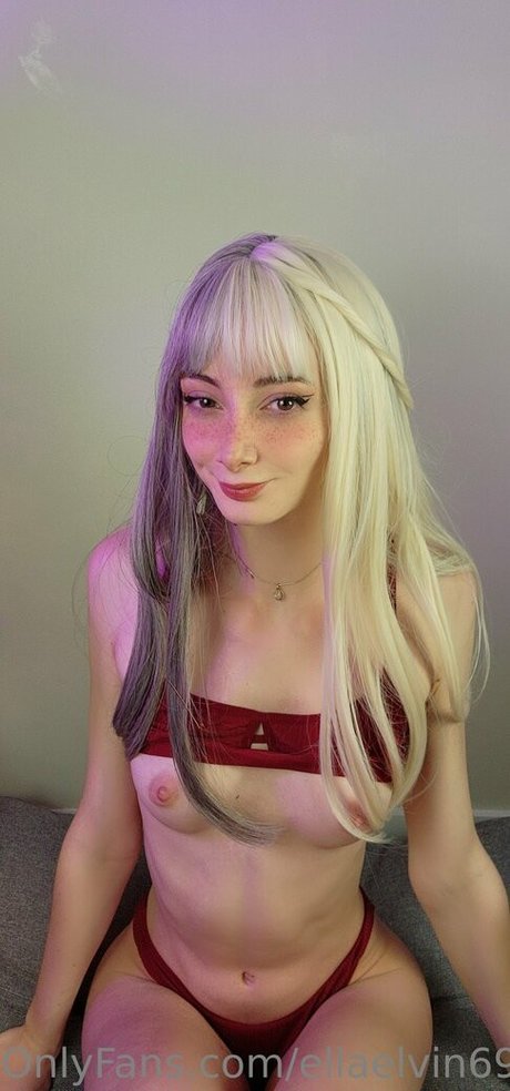 黒人美女オンリーファンズ セクシー 画像