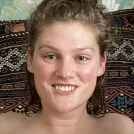 美しいラテン系オンリーファンズ 無料ヌード 写真