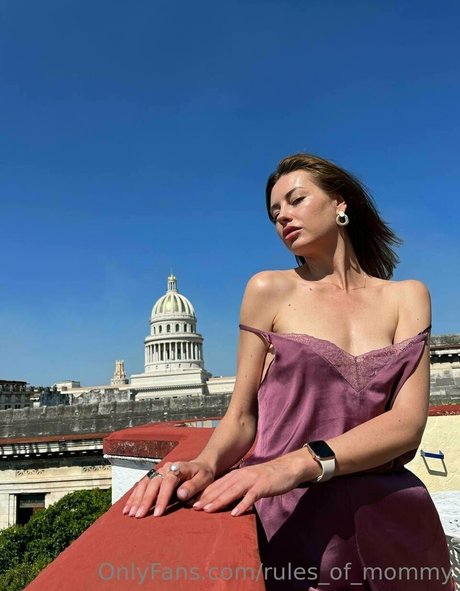rules of mommy top profile image