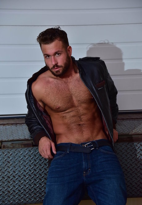 chadwhitexxxfree セクシーモデル 画像
