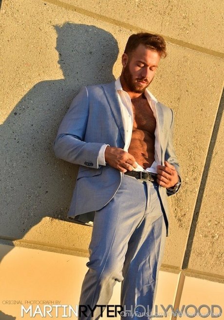 chadwhitexxxfree スター ヌード 写真