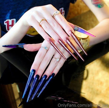 allison jae ヌードモデル 写真