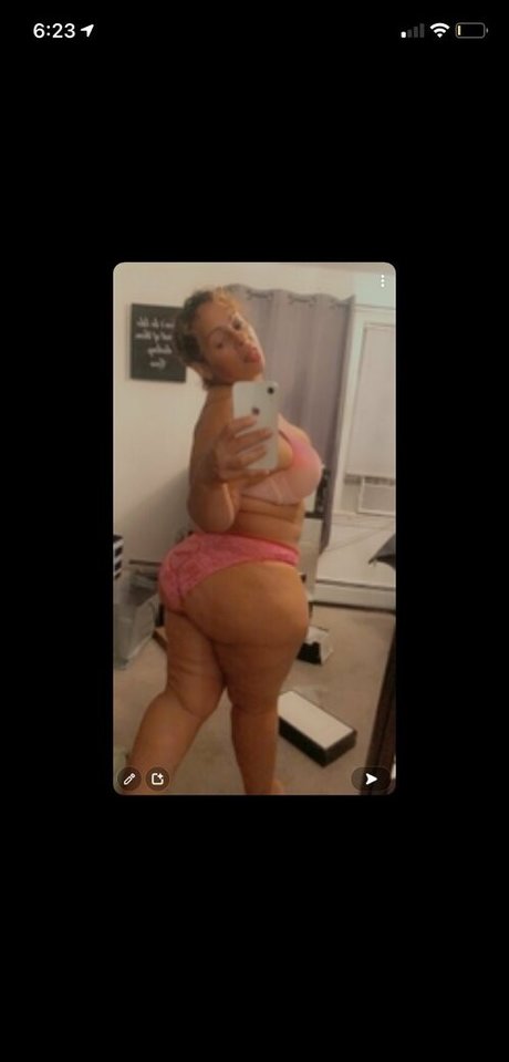 lolabooty111122 ポルノモデル 写真