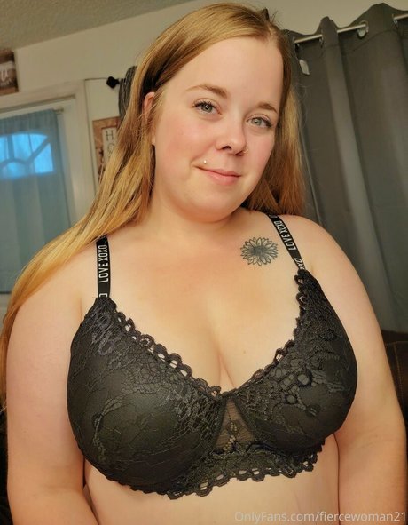 妻 熟女 オンリーファンズ ホットポルノ 画像