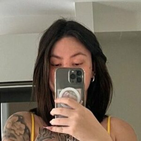 Bruna Tivo 完璧なスター 写真