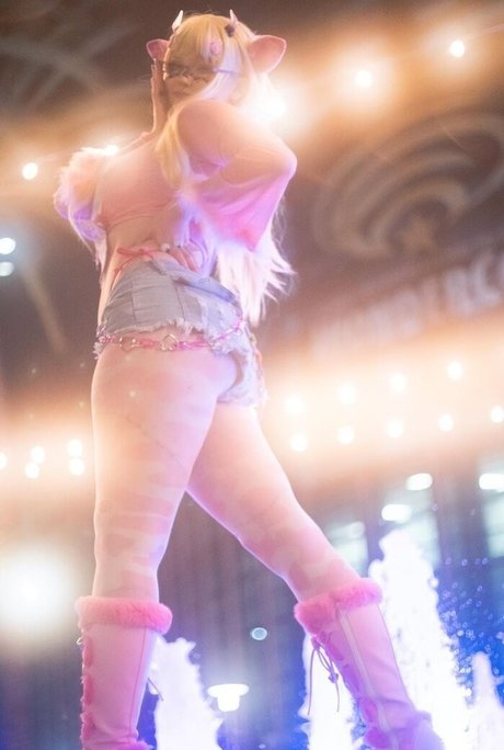 Succubus_sushi セクシーモデル 写真