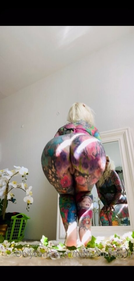 Tattoobutterfly スター xxx 写真