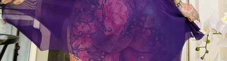 Tattoobutterfly 裸モデル 写真