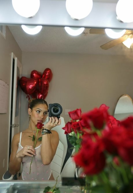 Jayne Rivera 素敵なスター 写真