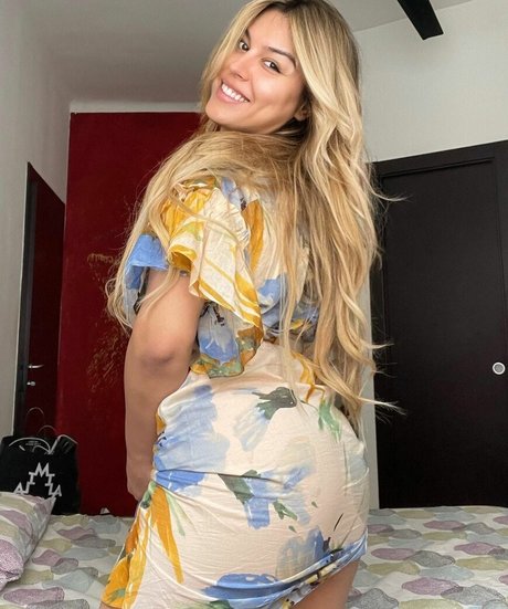 Barbara Goulart かわいいポルノスター 画像