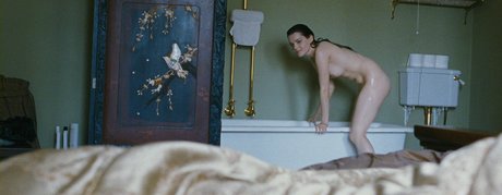 Roxane Mesquida セクシーなスター アーカイブ
