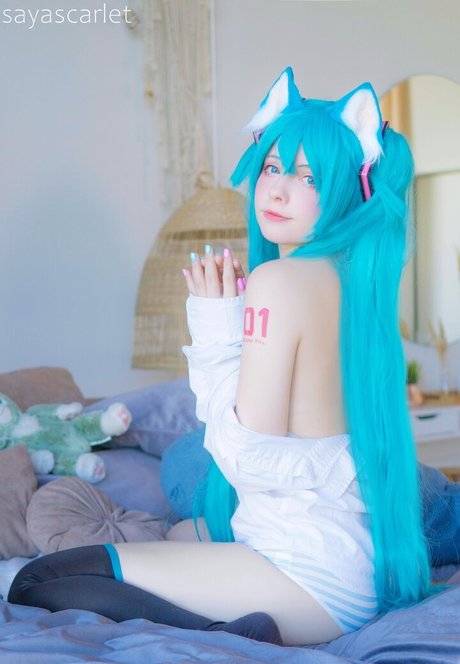 かわいい猫オンリーファンズ ホット裸 画像