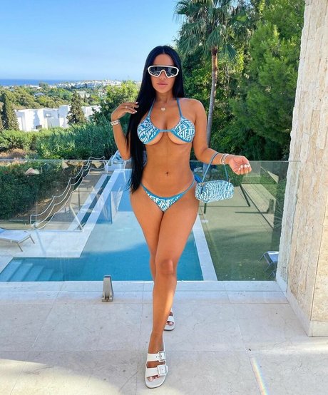 Milla Jasmine ヌードモデル 写真