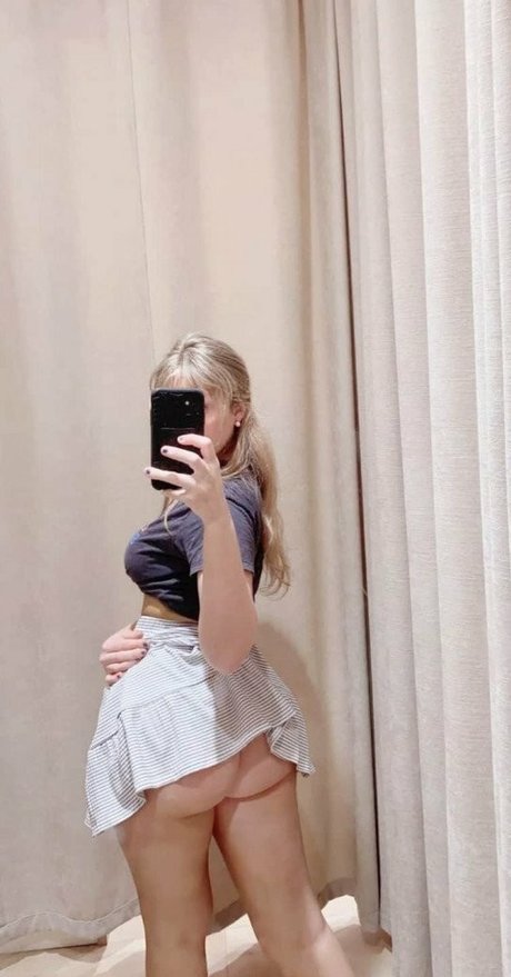 ブラックフィットネスオンリーファンズ セクシー 写真